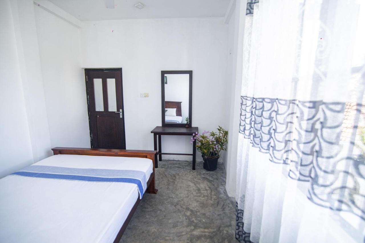 Aira Hotel Boossa Exterior photo